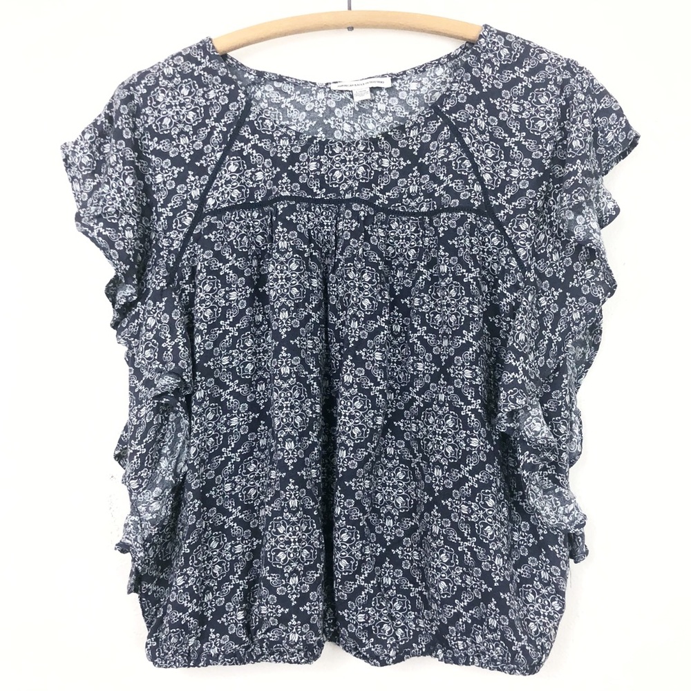 American eagle floral ruffle shirt